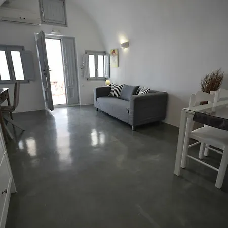 Helianthus Dream Homes * Oia (Santorini)